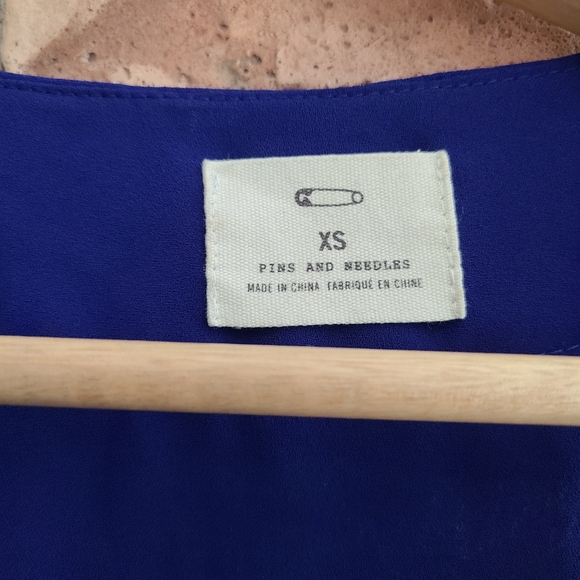 Urban Outfitters Dress in XS - Picture 2 of 4